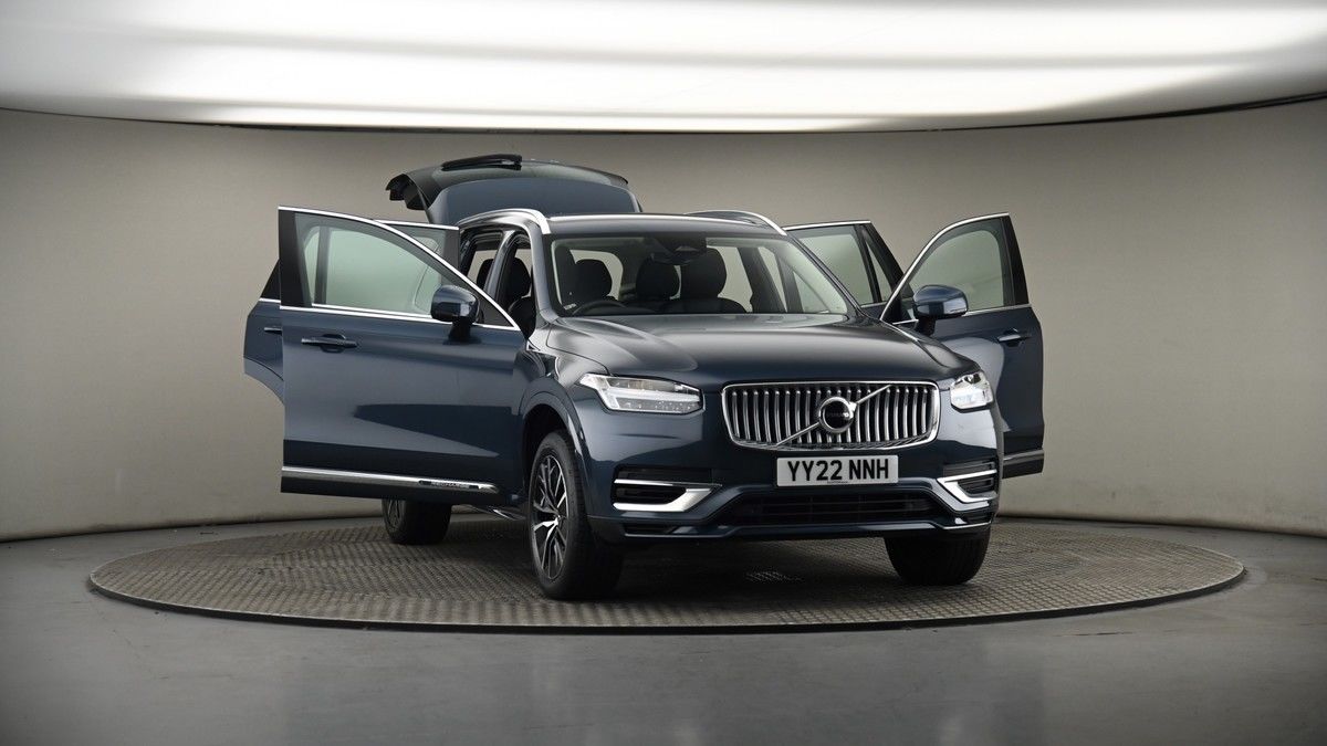 More views of Volvo XC90