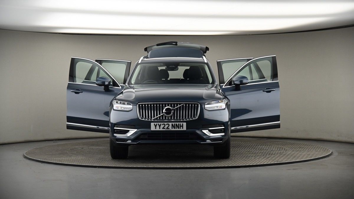 More views of Volvo XC90