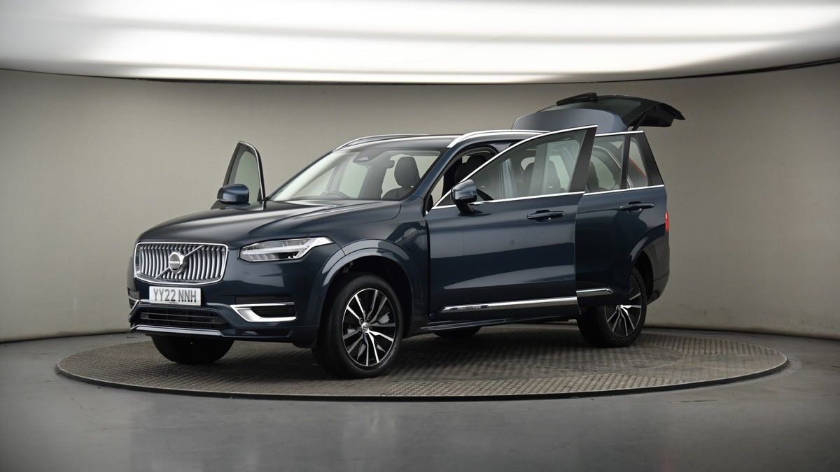 More views of Volvo XC90