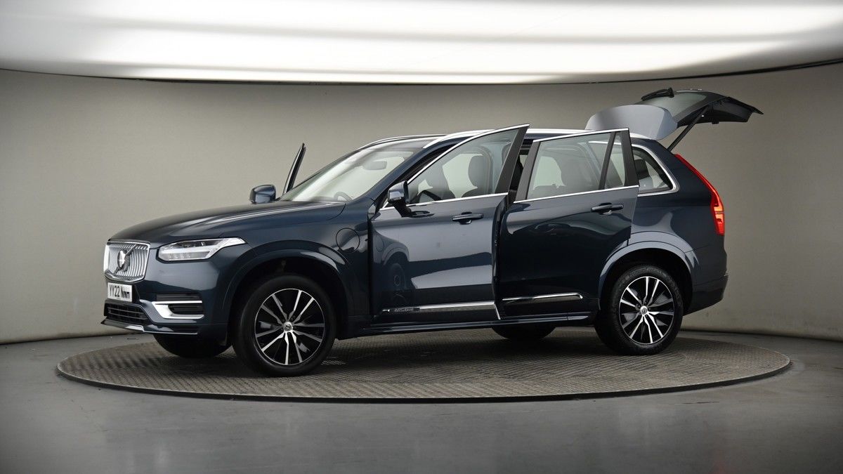 More views of Volvo XC90