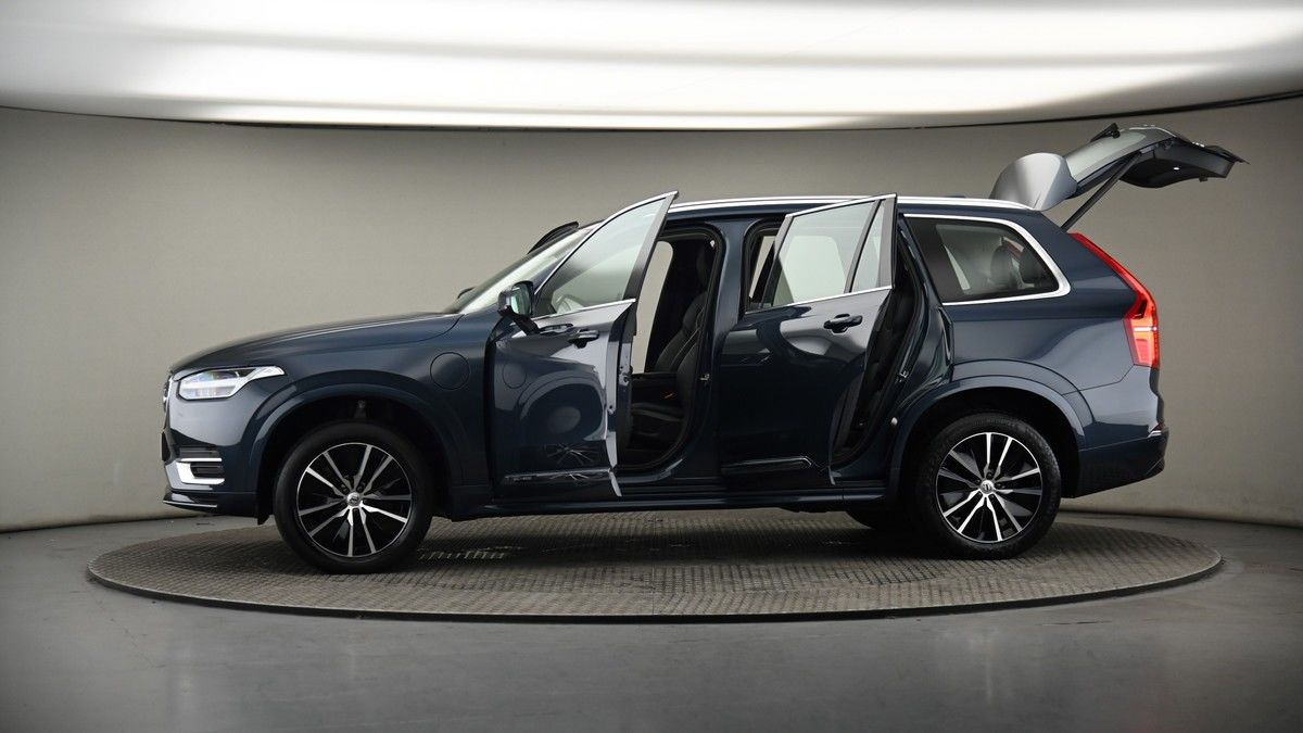 More views of Volvo XC90