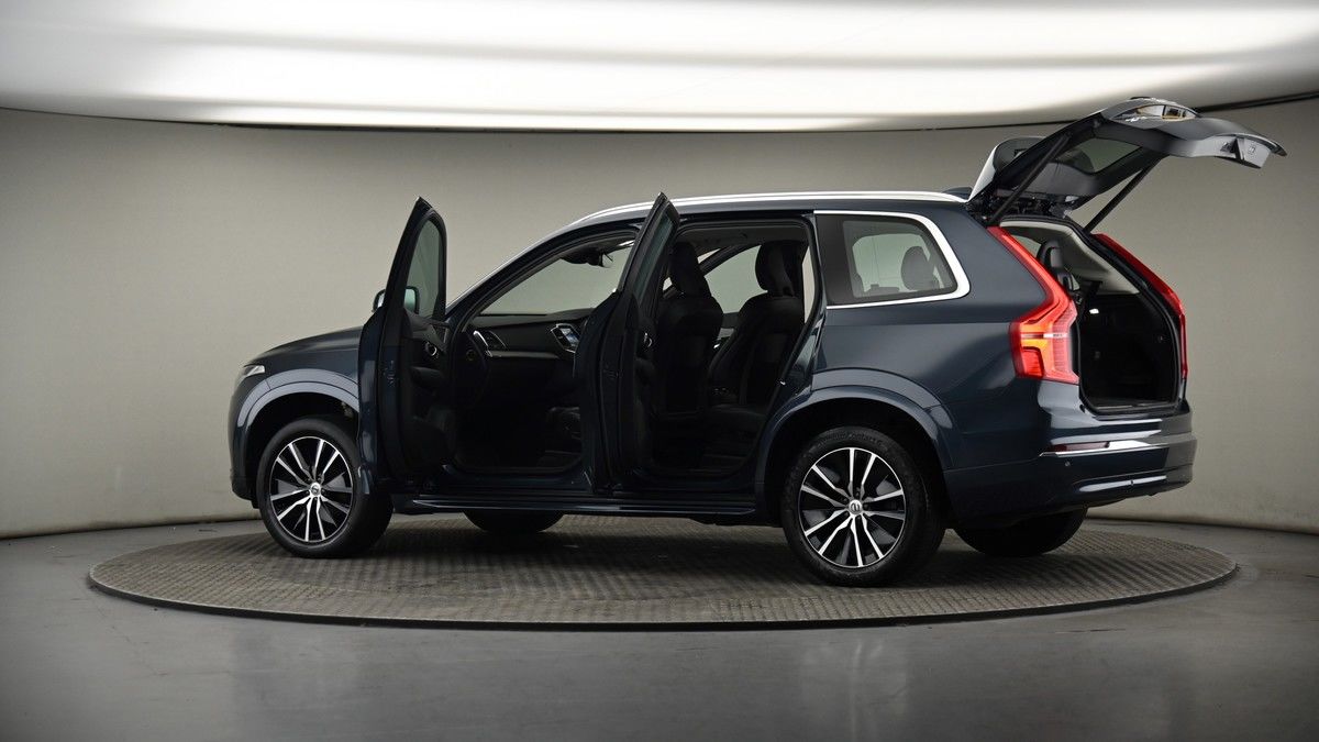 More views of Volvo XC90