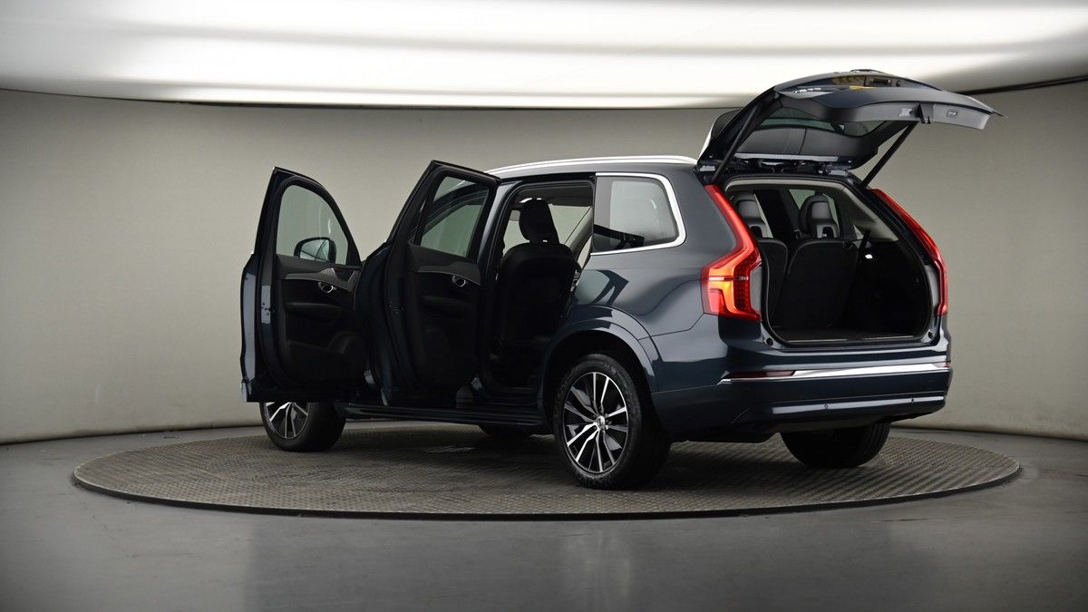 More views of Volvo XC90