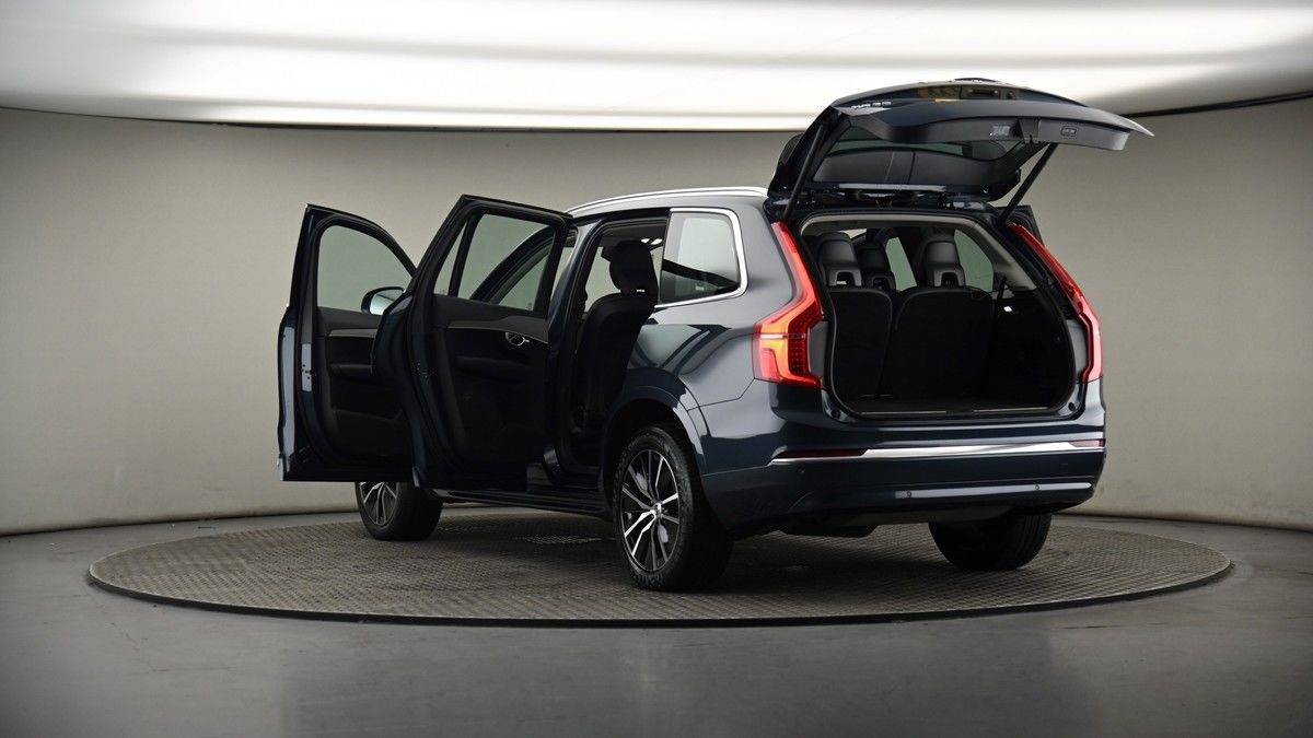 Volvo XC90 Image 8