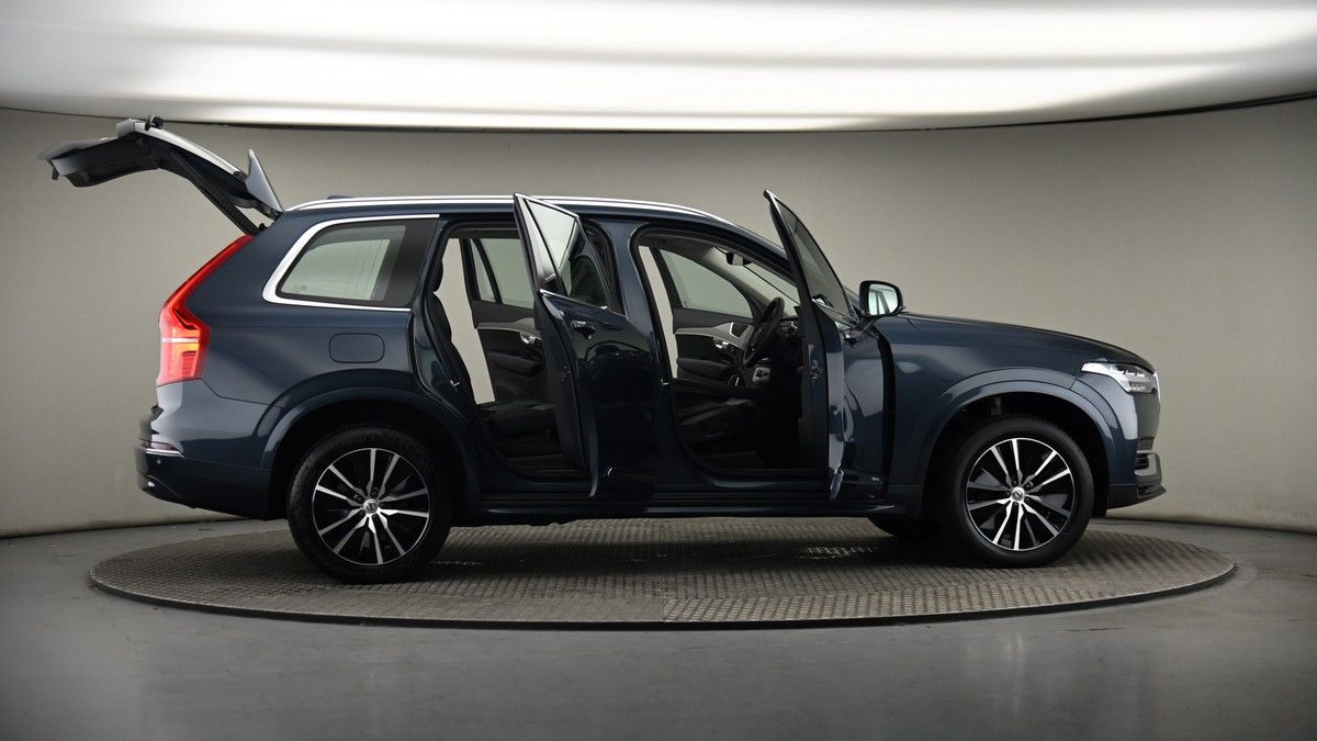 More views of Volvo XC90