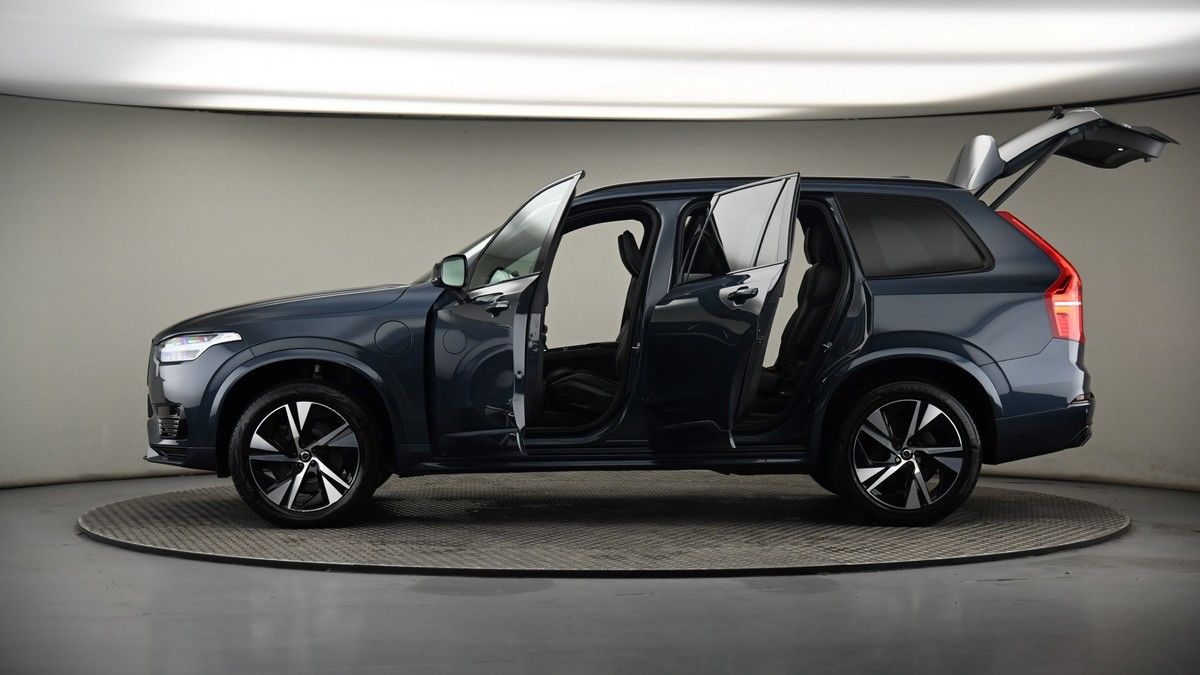 More views of Volvo XC90