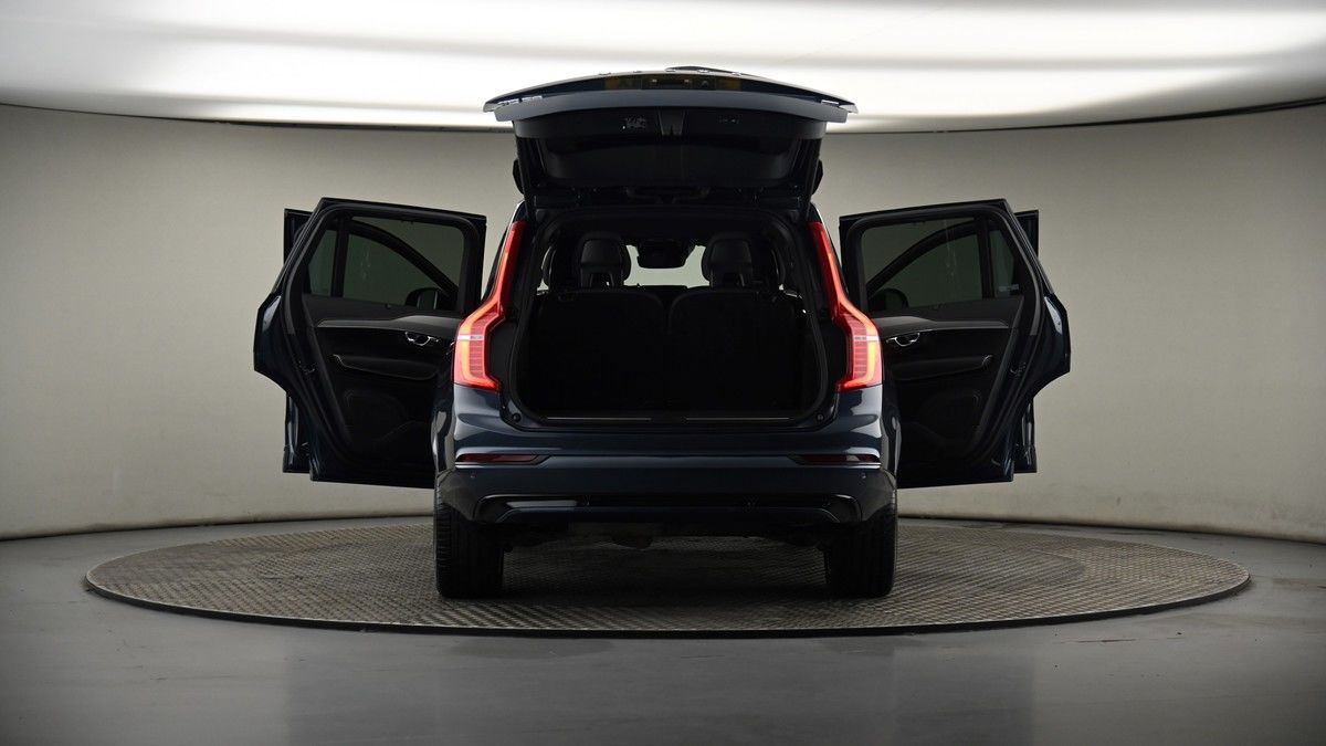 More views of Volvo XC90