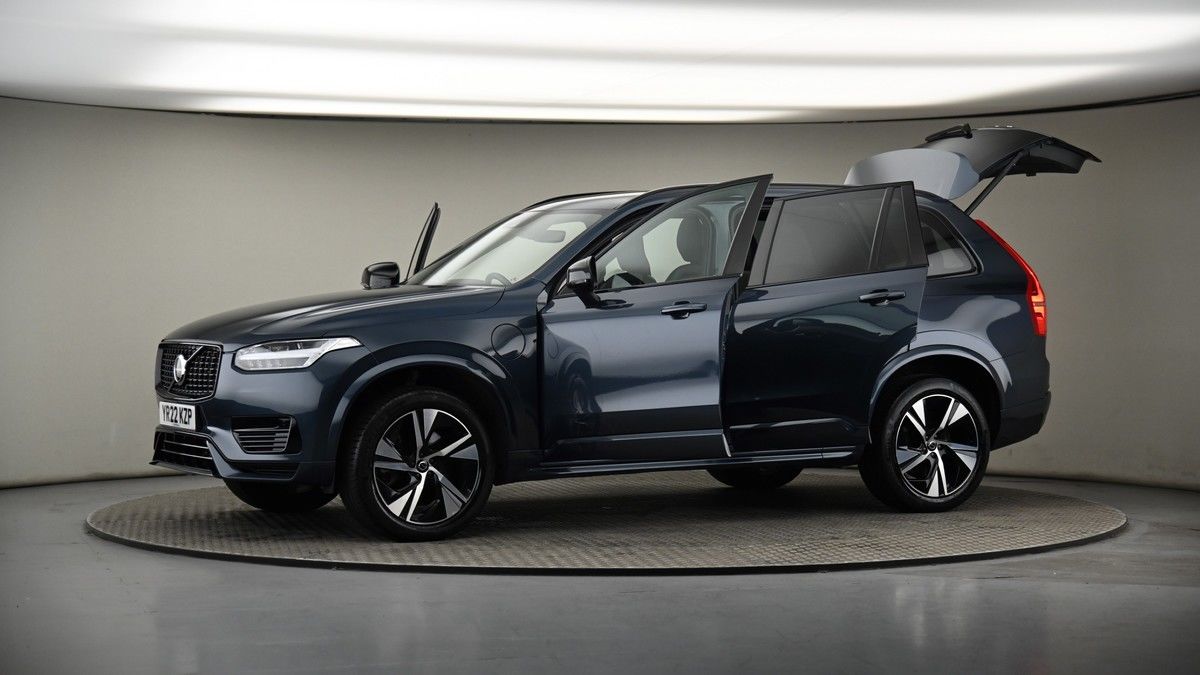 More views of Volvo XC90