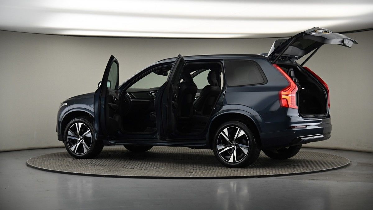 More views of Volvo XC90