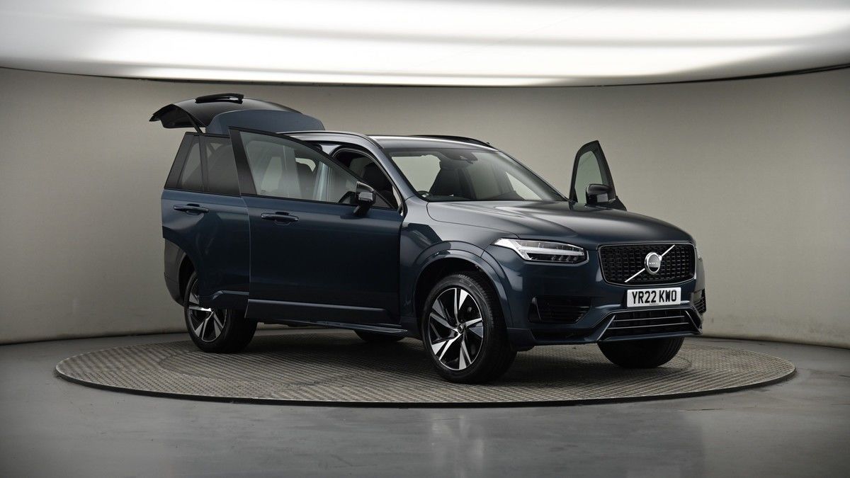 More views of Volvo XC90
