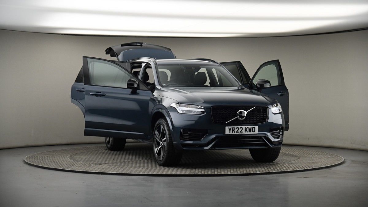 More views of Volvo XC90