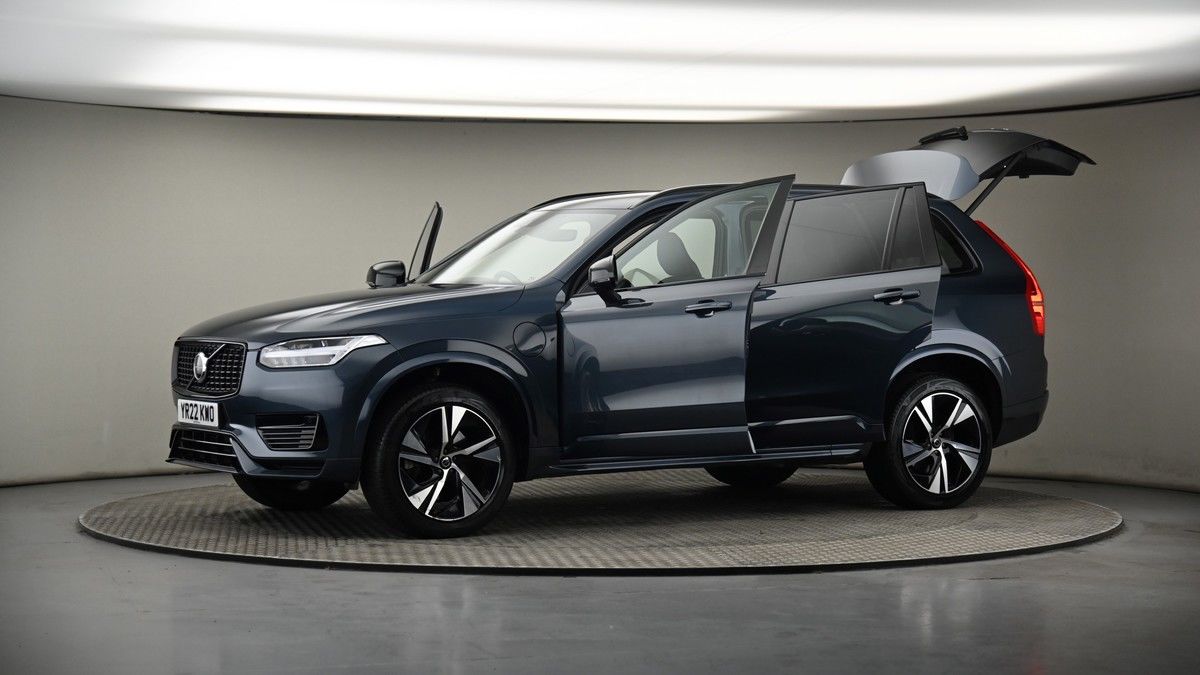 More views of Volvo XC90