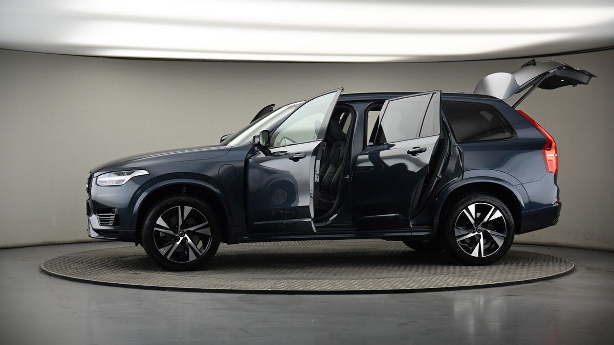 More views of Volvo XC90