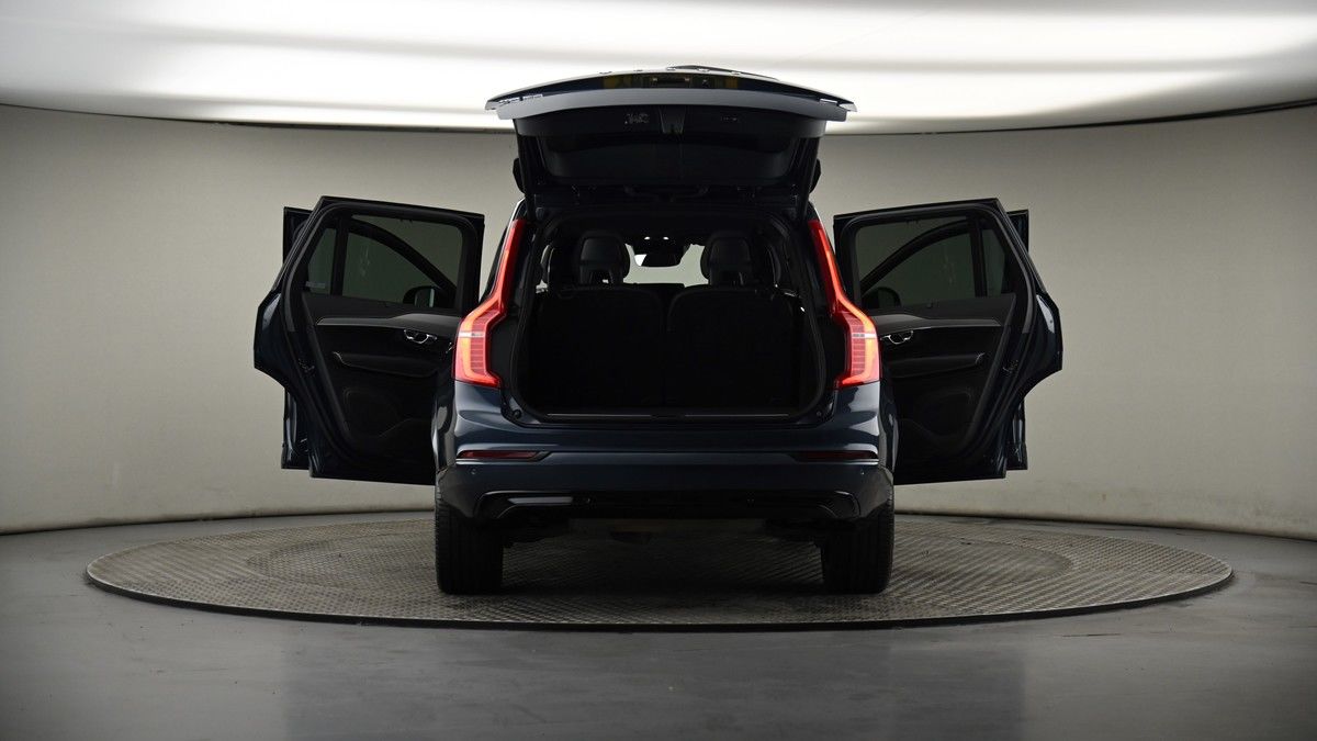 More views of Volvo XC90