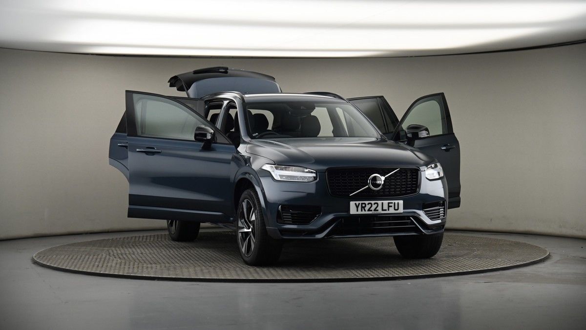 More views of Volvo XC90