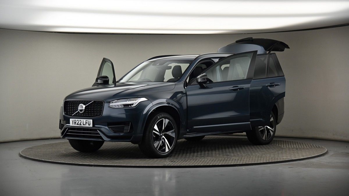 More views of Volvo XC90