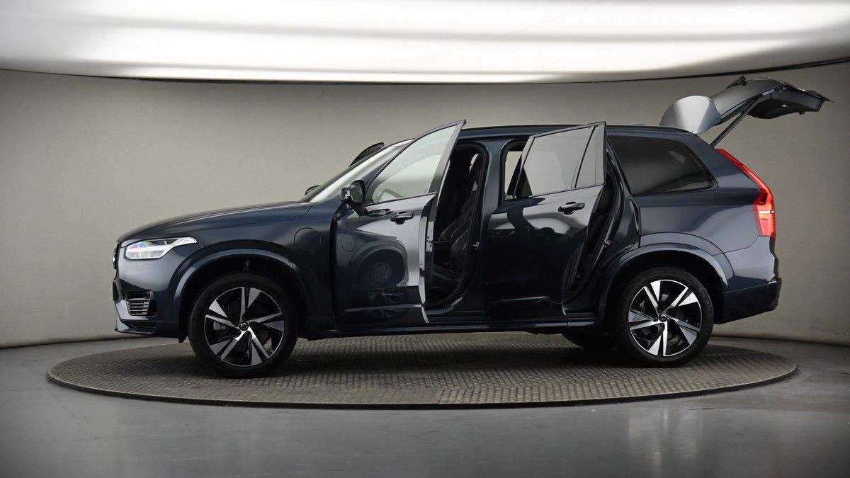 More views of Volvo XC90