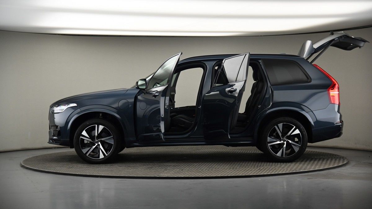 More views of Volvo XC90