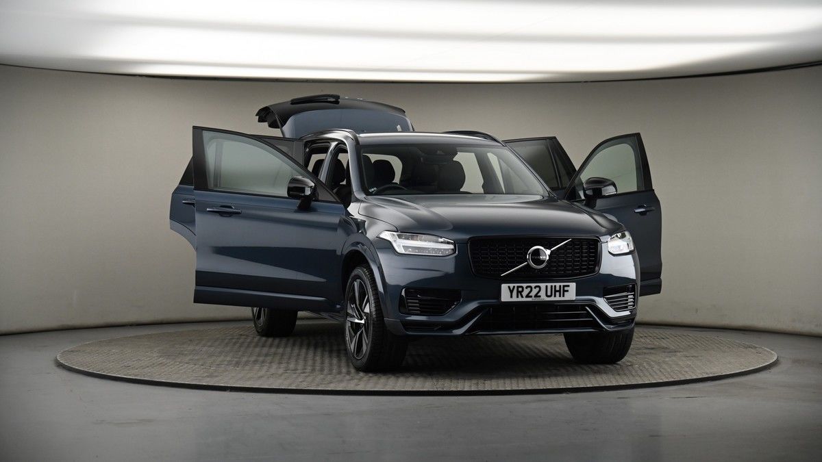 More views of Volvo XC90