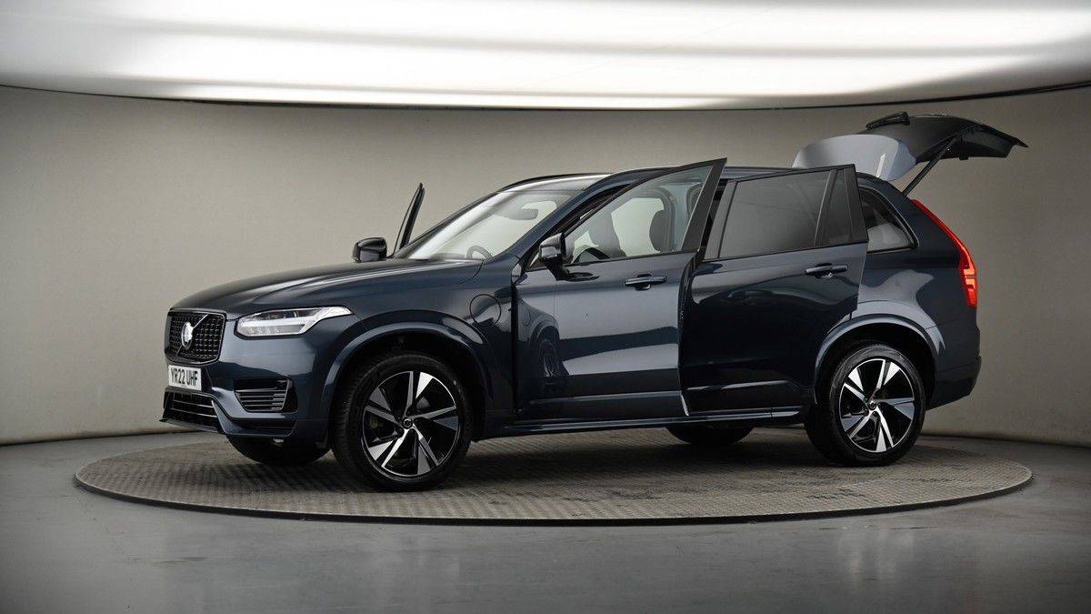 More views of Volvo XC90