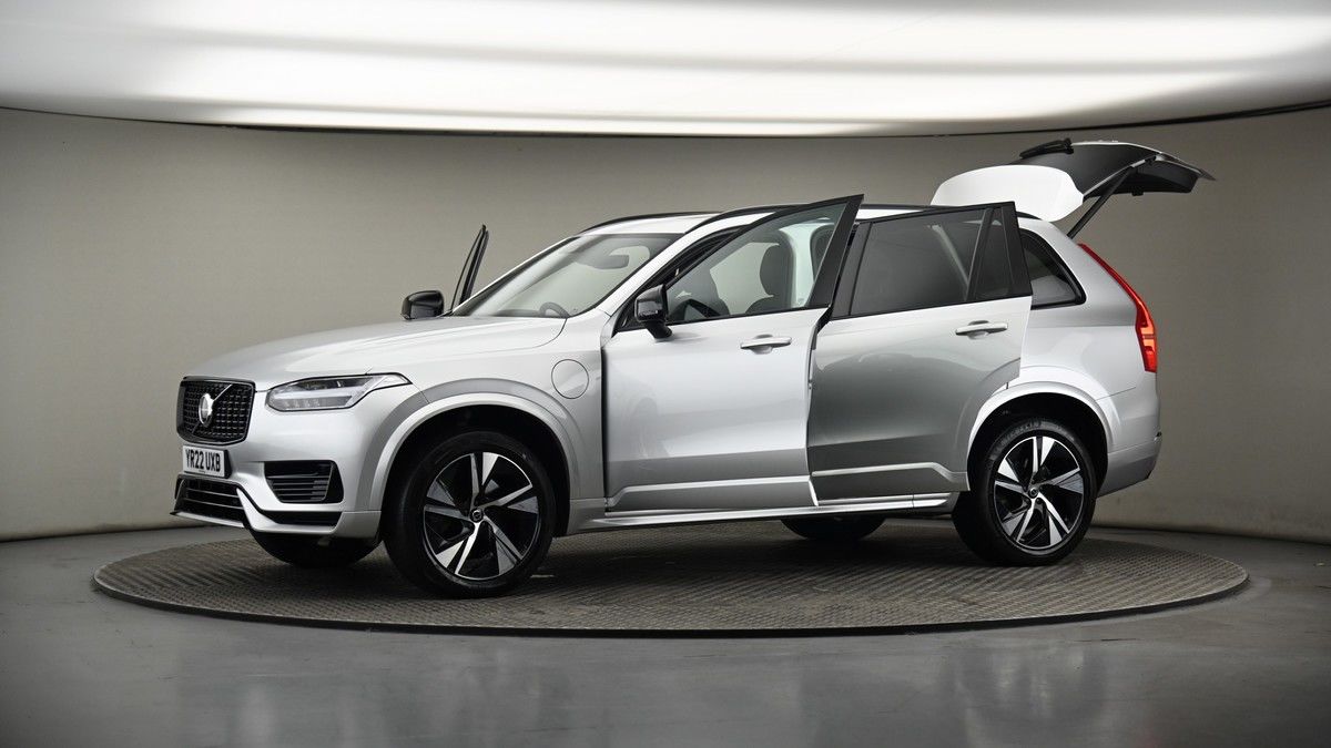 More views of Volvo XC90