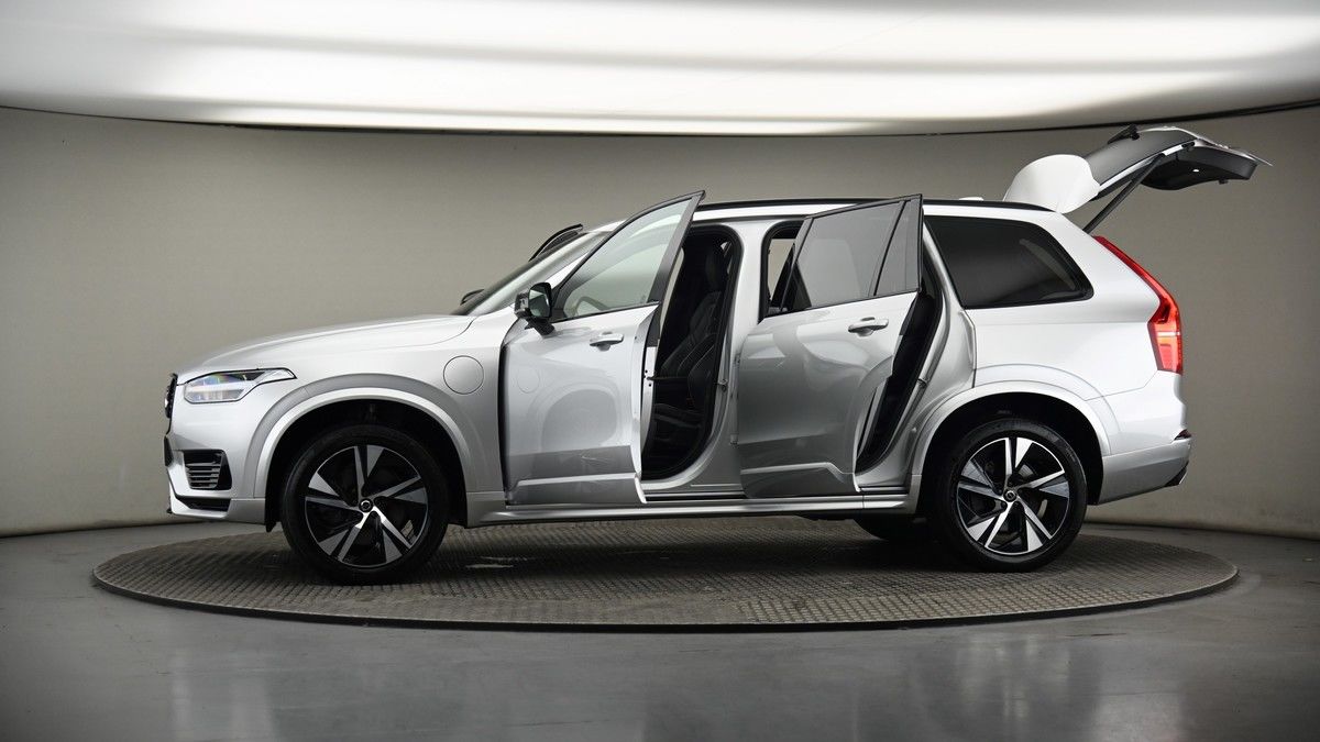 More views of Volvo XC90