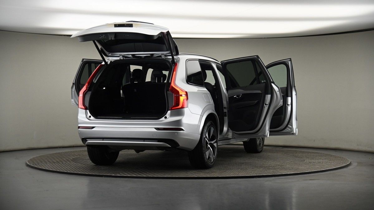 More views of Volvo XC90