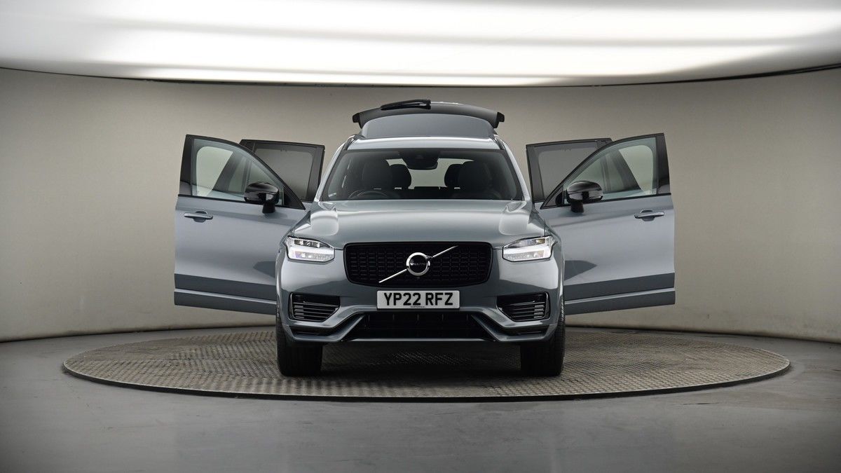 More views of Volvo XC90