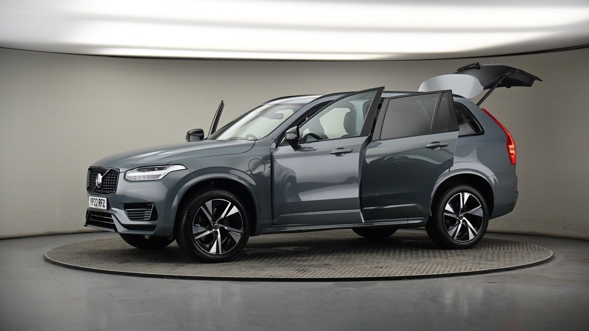 More views of Volvo XC90
