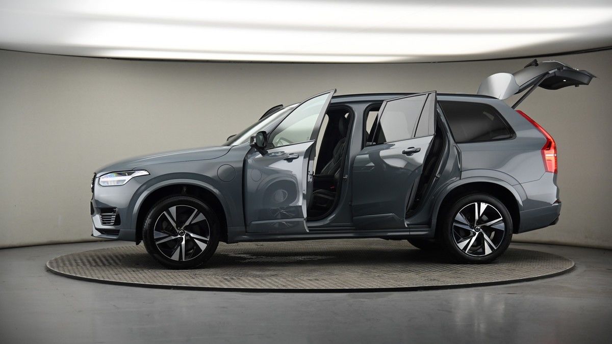 More views of Volvo XC90