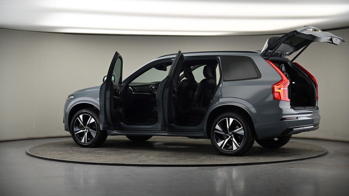 More views of Volvo XC90
