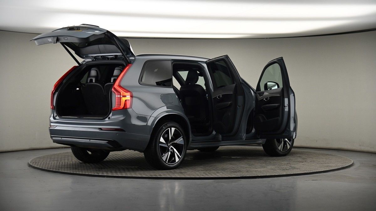 More views of Volvo XC90