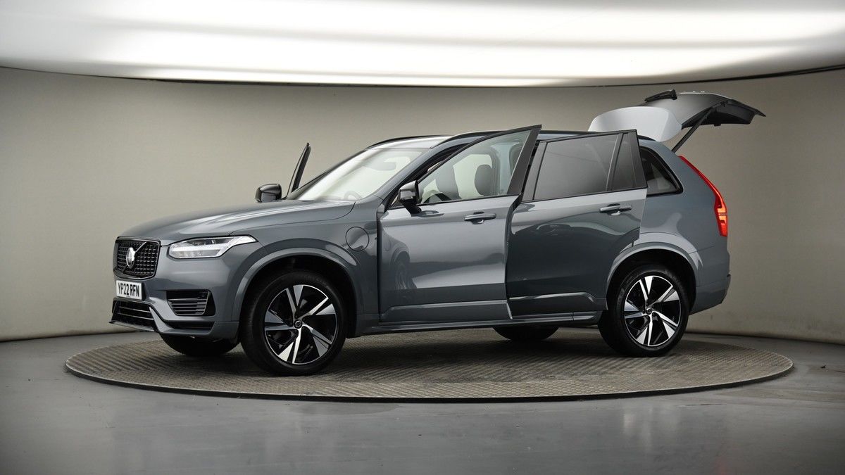 More views of Volvo XC90