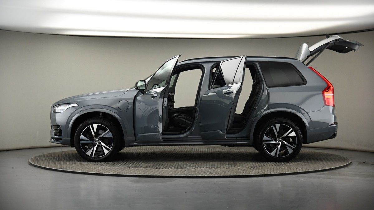 More views of Volvo XC90