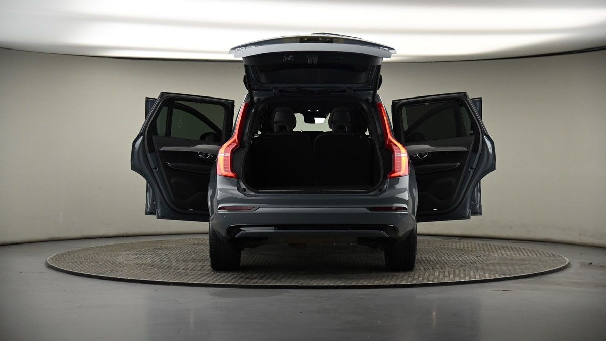 More views of Volvo XC90