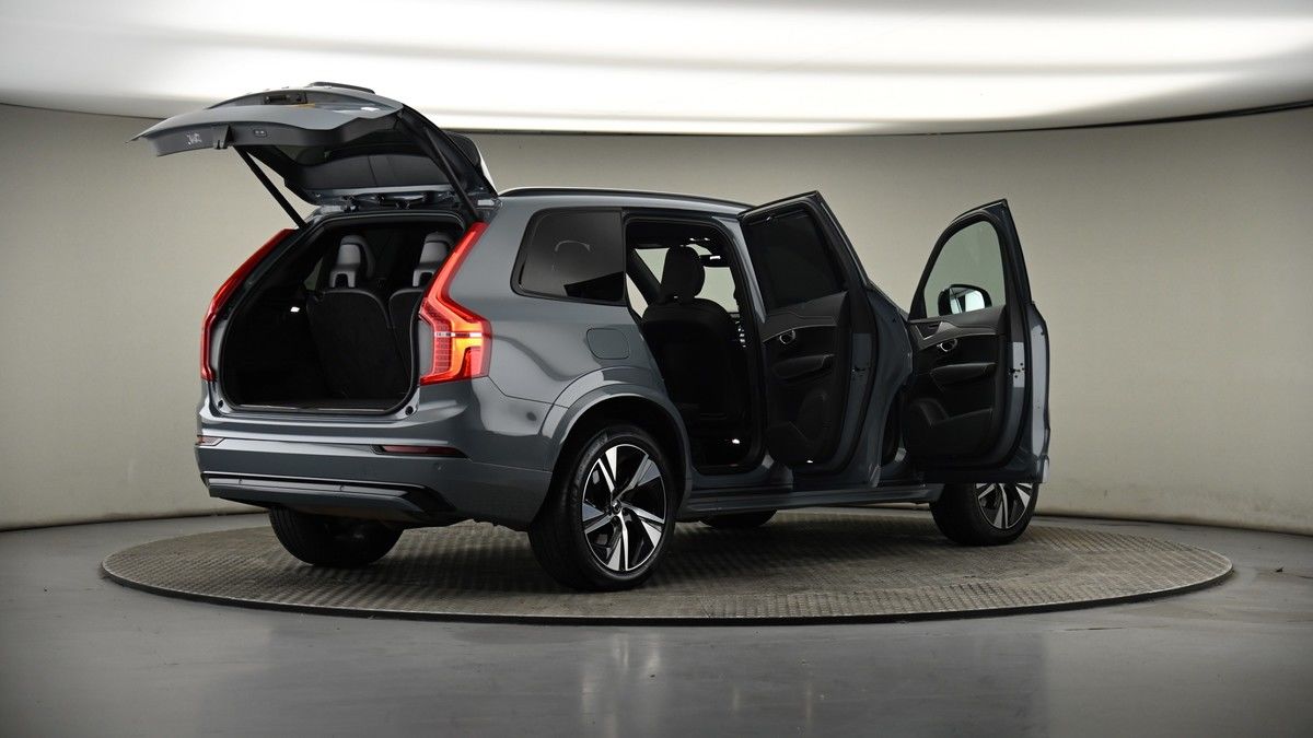 More views of Volvo XC90