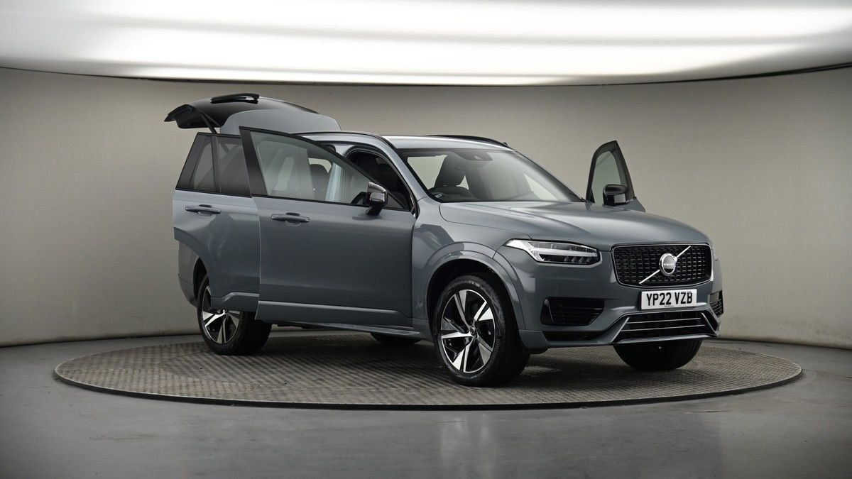 More views of Volvo XC90