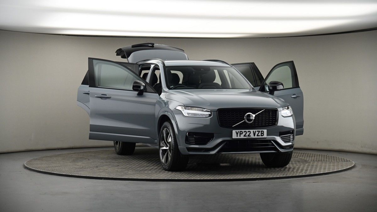 More views of Volvo XC90