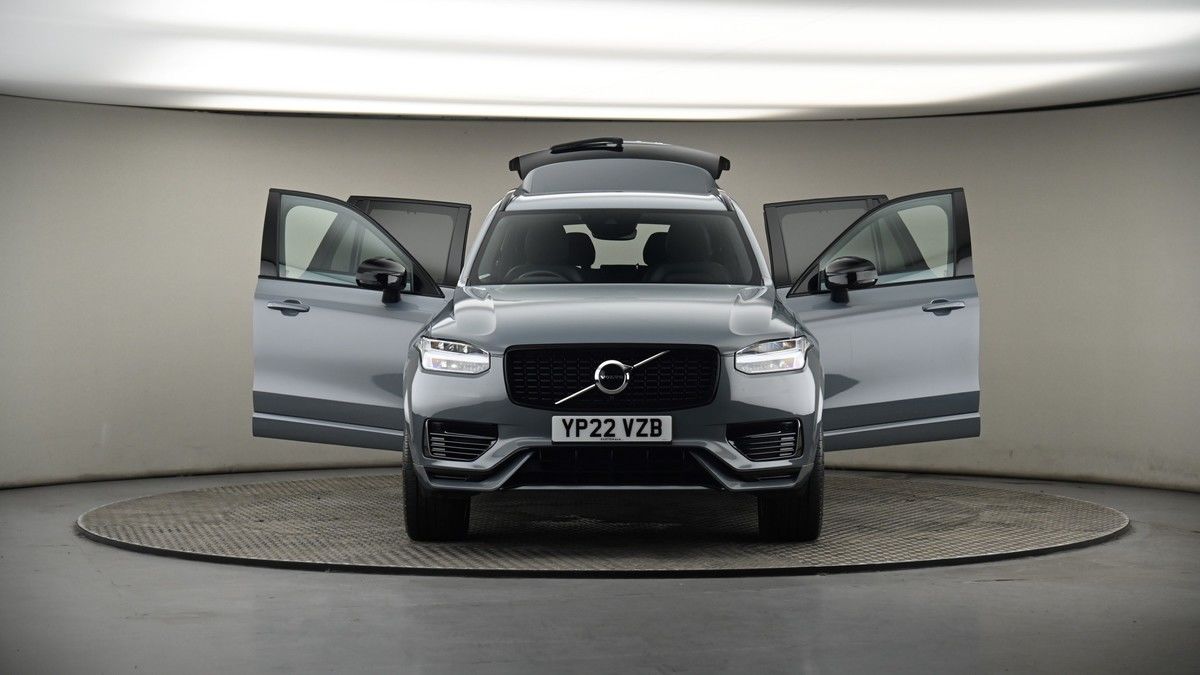 More views of Volvo XC90