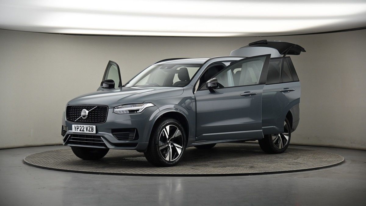 More views of Volvo XC90