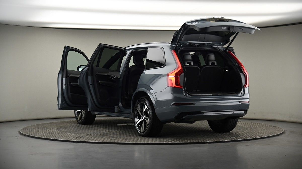Volvo XC90 Image 8