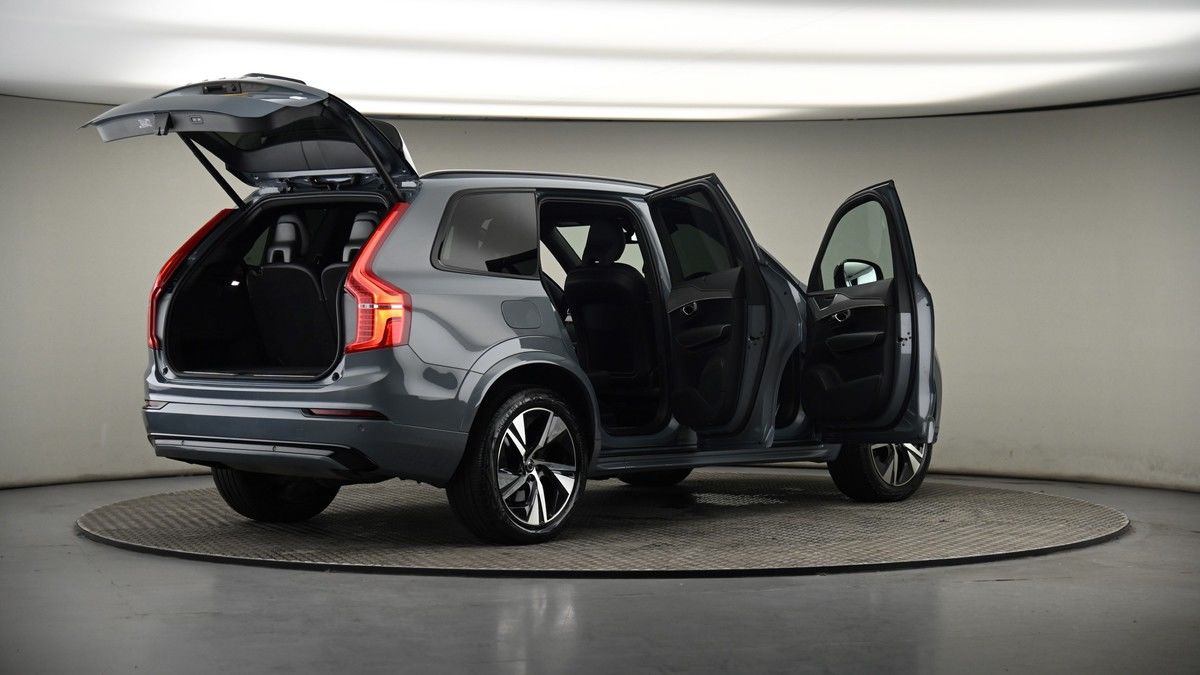 More views of Volvo XC90