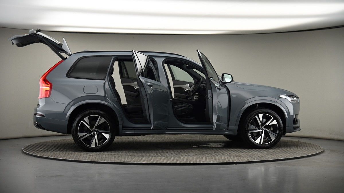 More views of Volvo XC90