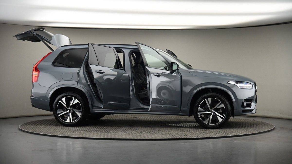 More views of Volvo XC90