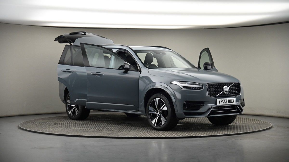 More views of Volvo XC90