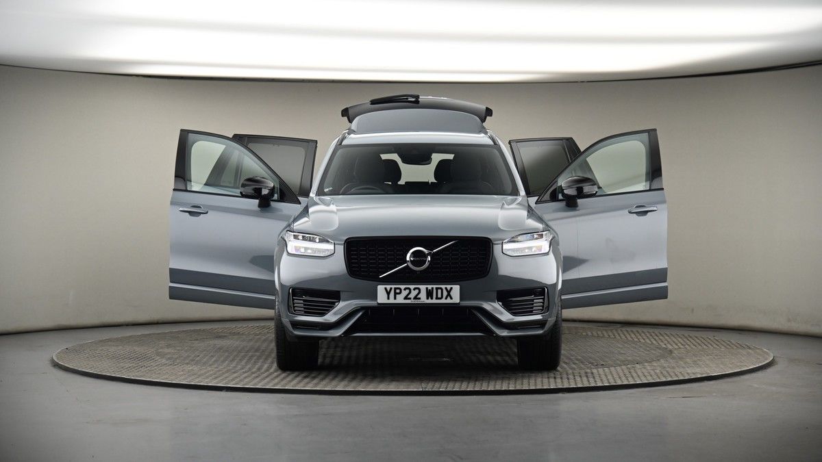 More views of Volvo XC90