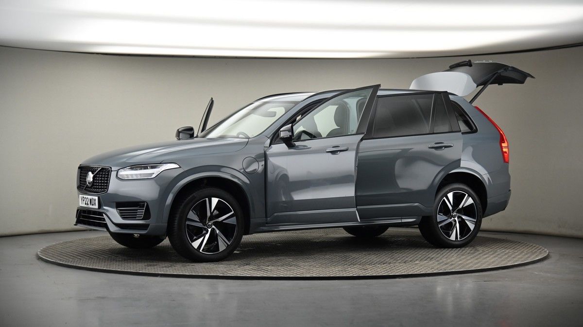 More views of Volvo XC90