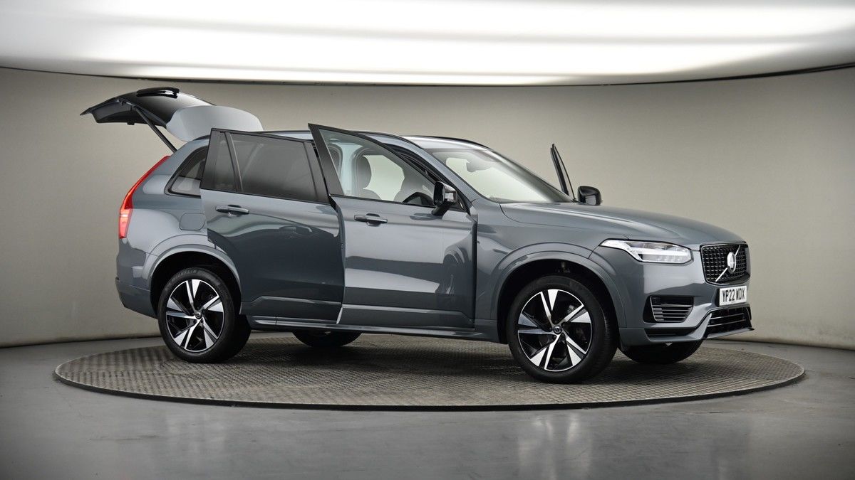 More views of Volvo XC90