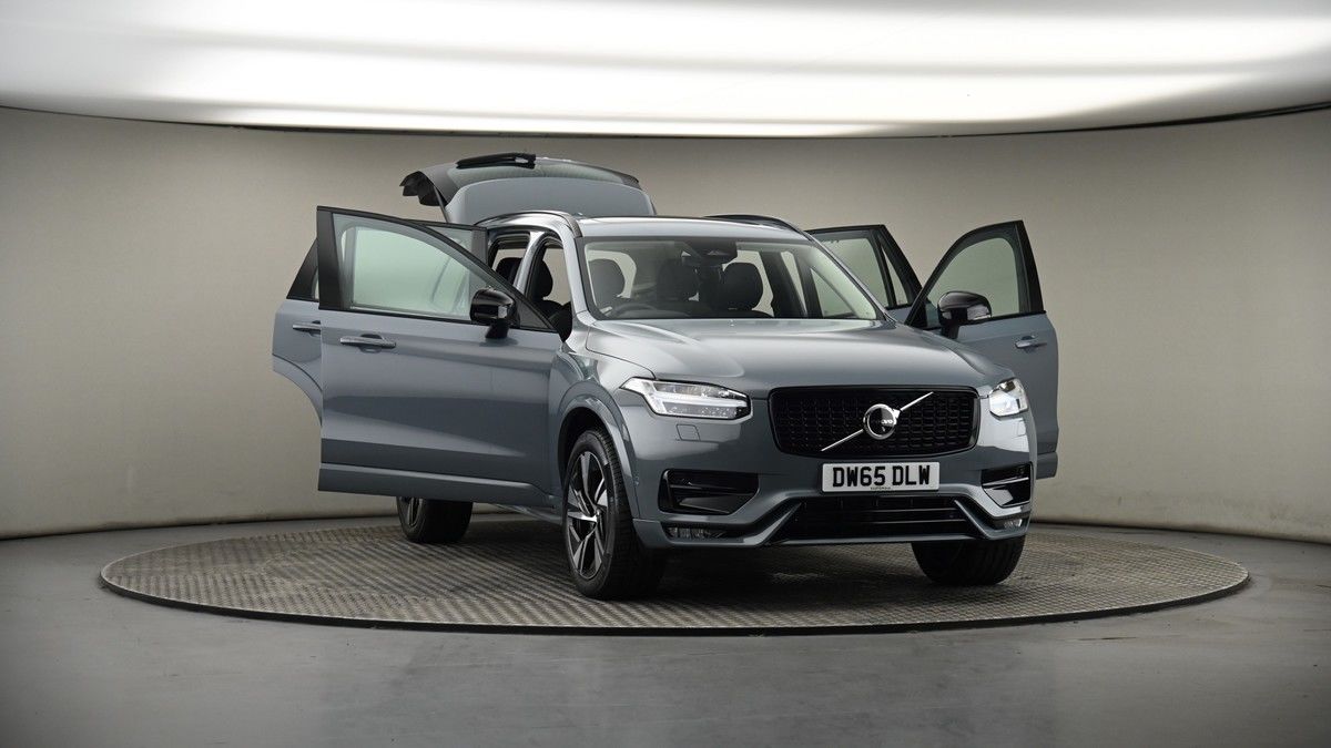 More views of Volvo XC90