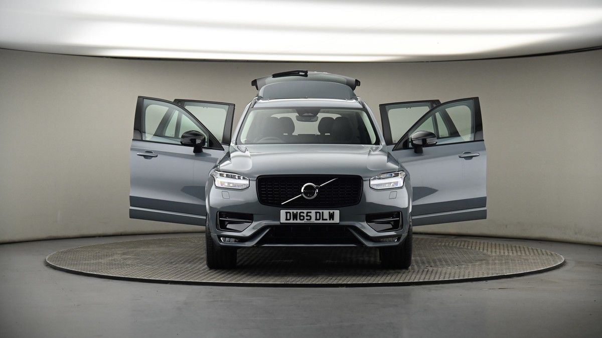 More views of Volvo XC90